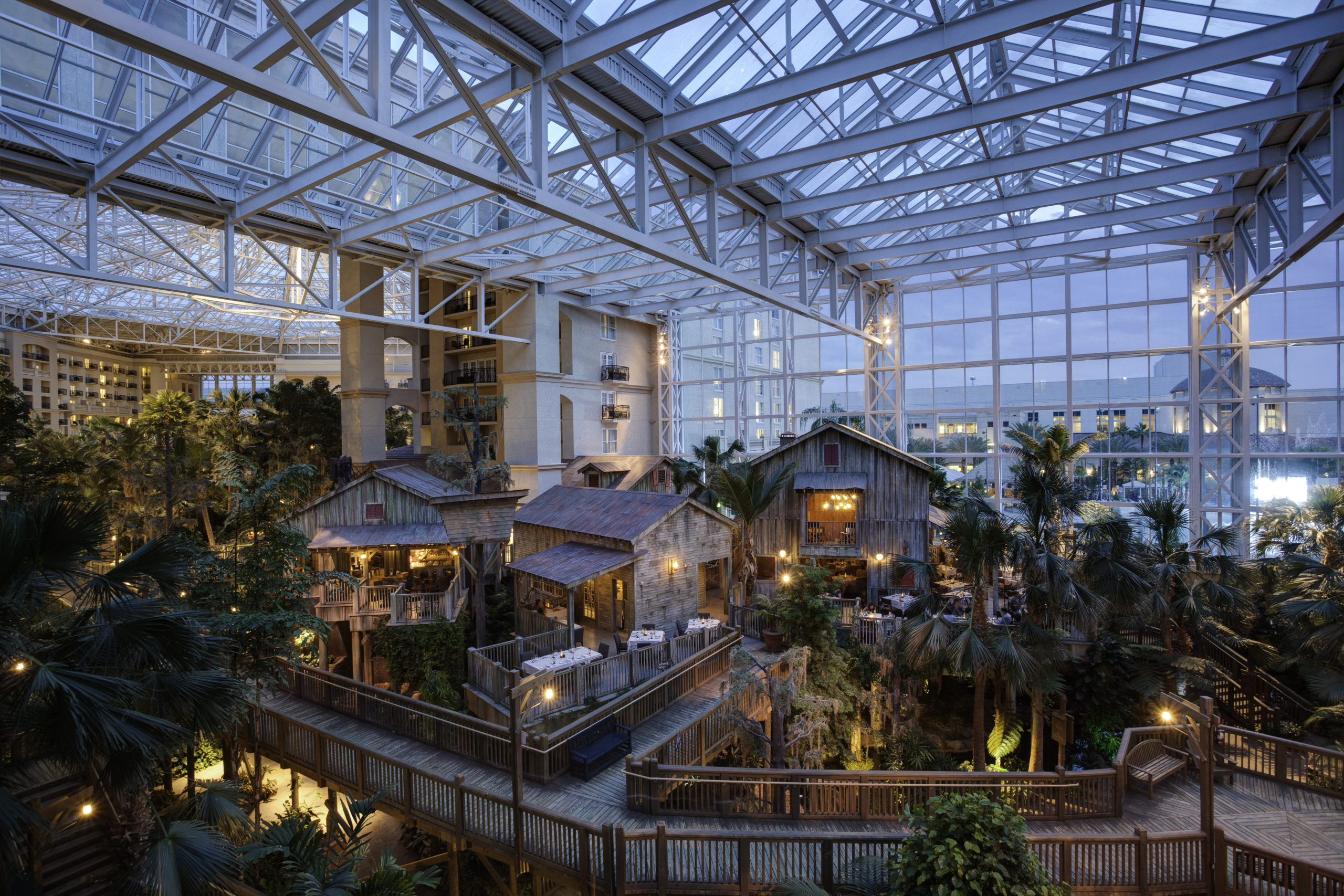 Hotel & Travel 10 GP Everglades Atrium scaled